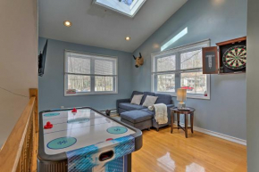 Cozy Tobyhanna Retreat with Hot Tub and Game Room!
